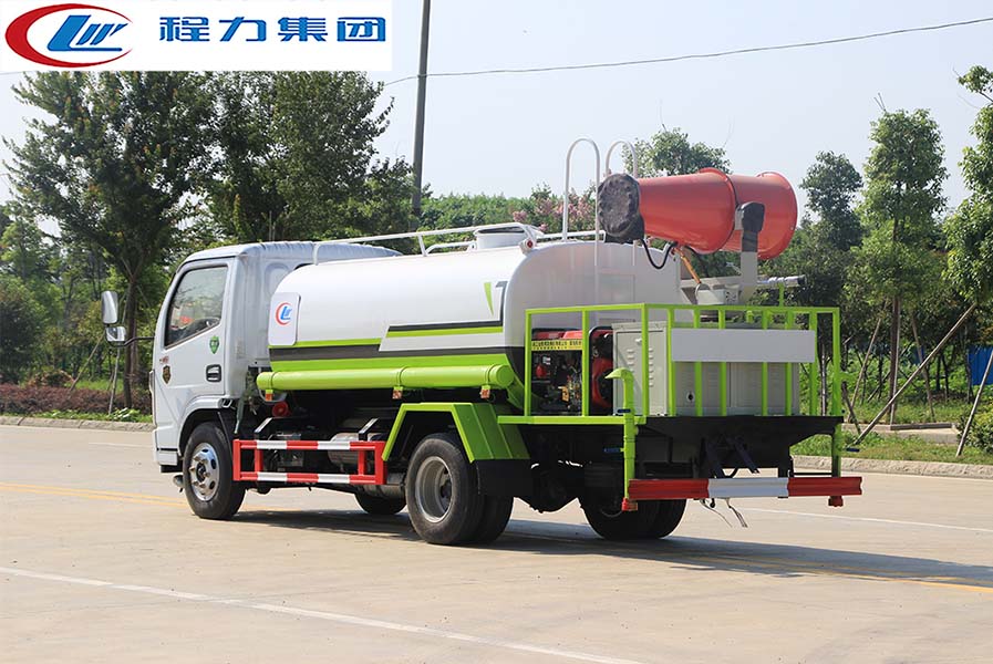 東風(fēng)藍牌5噸灑水車 東風(fēng)藍牌5噸灑水車